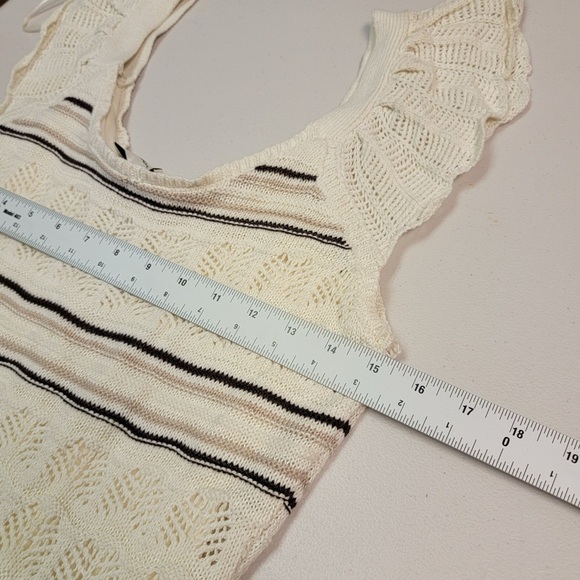 Freshman Cream and Black Sheath Dress - Picture 6 of 6